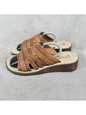 Alpine Design Womens Size 10 Brown Leather Strappy Slip On Sandals